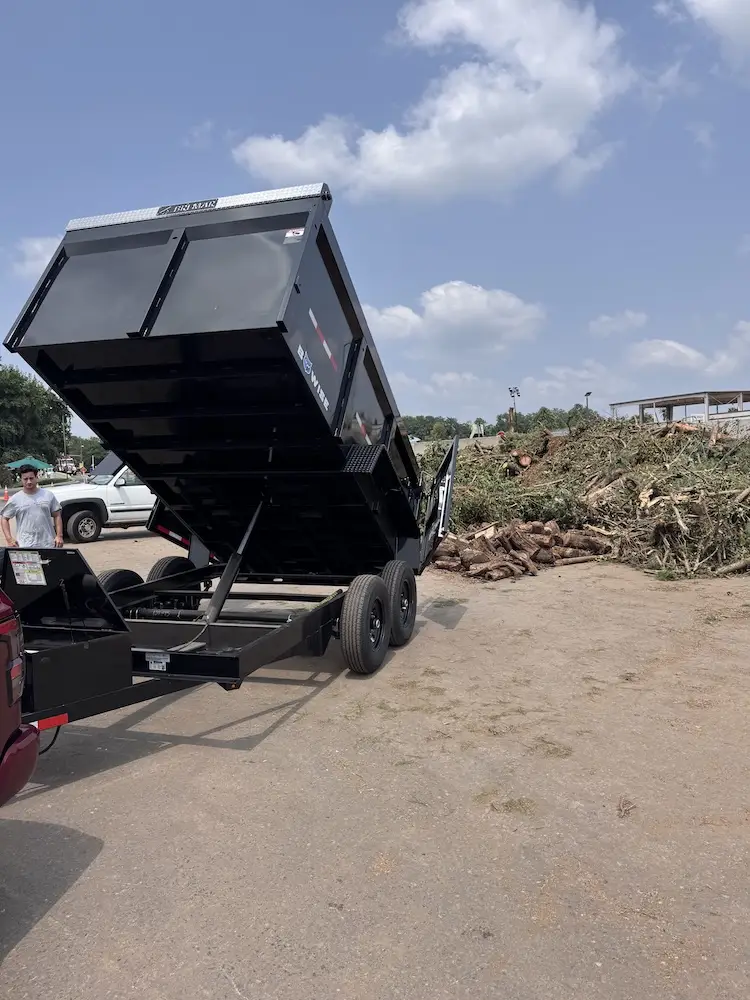Bwise trailer at Rockville dump